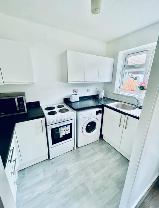 The Herald House Dartford 3 Bedroom Apartment 외부 사진