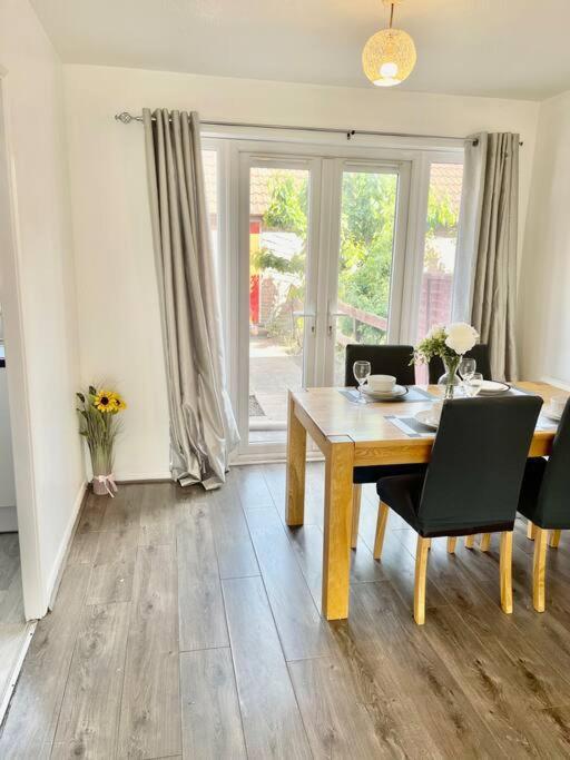 The Herald House Dartford 3 Bedroom Apartment 외부 사진